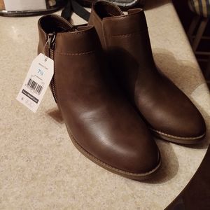 Time and Tru Booties